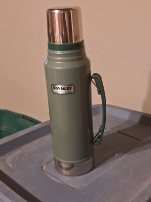 Vintage Stanley Thermos Vacuum Bottle 1.1 Qt Green Coffee Cold Hot Drinks