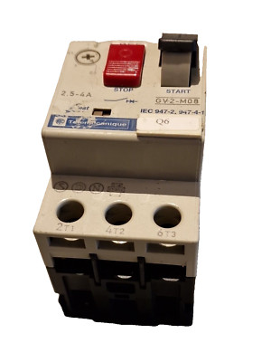Relay TELEMECANIQUE GV2-M04 IEC 947-2, 947-4-1 690V 50/60Hz 6kV + GV2-AN11 690V