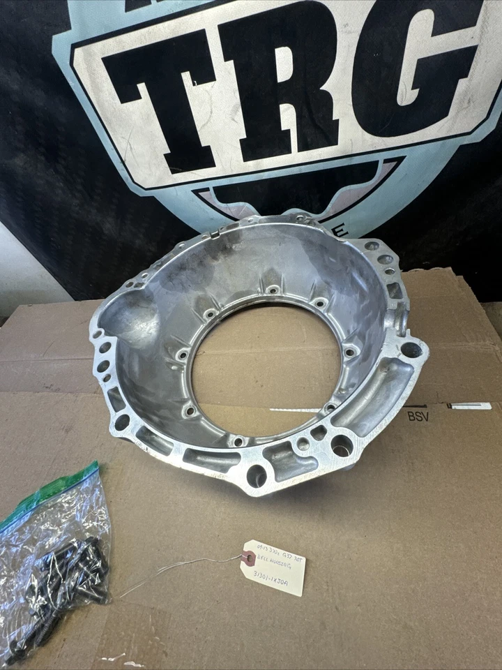 Carcasa de campana convertidor de par Nissan 370z Infiniti G37 7AT 09-13 31301-1XJ0A Foto 2 de 4