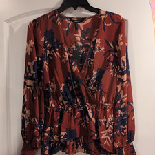 Blusa BCBGMAXAZRIA Palisandro Floral Cuello en V Manga Larga Volantes Calada S