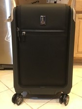 PLATINUM ELITE BUSINESS PLUS CARRY ON HARDSIDE SPINNER BRAND NEW -RETAIL $399