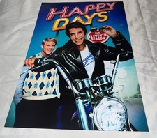 Henry Winkler Signed 12x18 Photo Happy Days Fonz