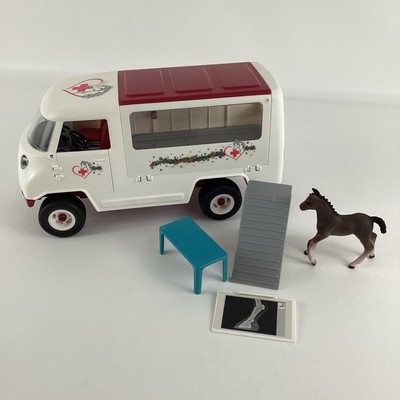Schleich Horse Club Mobile Vet Playset Emergency Rescue Van Toy 2011 INCOMPLETE
