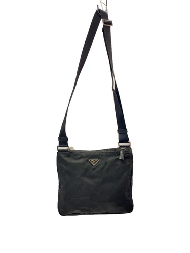 Sac bandoulière PRADA nylon noir plaque triangle occasion