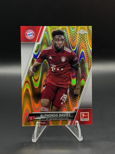 Alphonso Davies [Gold Refractor] #82 2020 Topps Chrome Bundesliga card