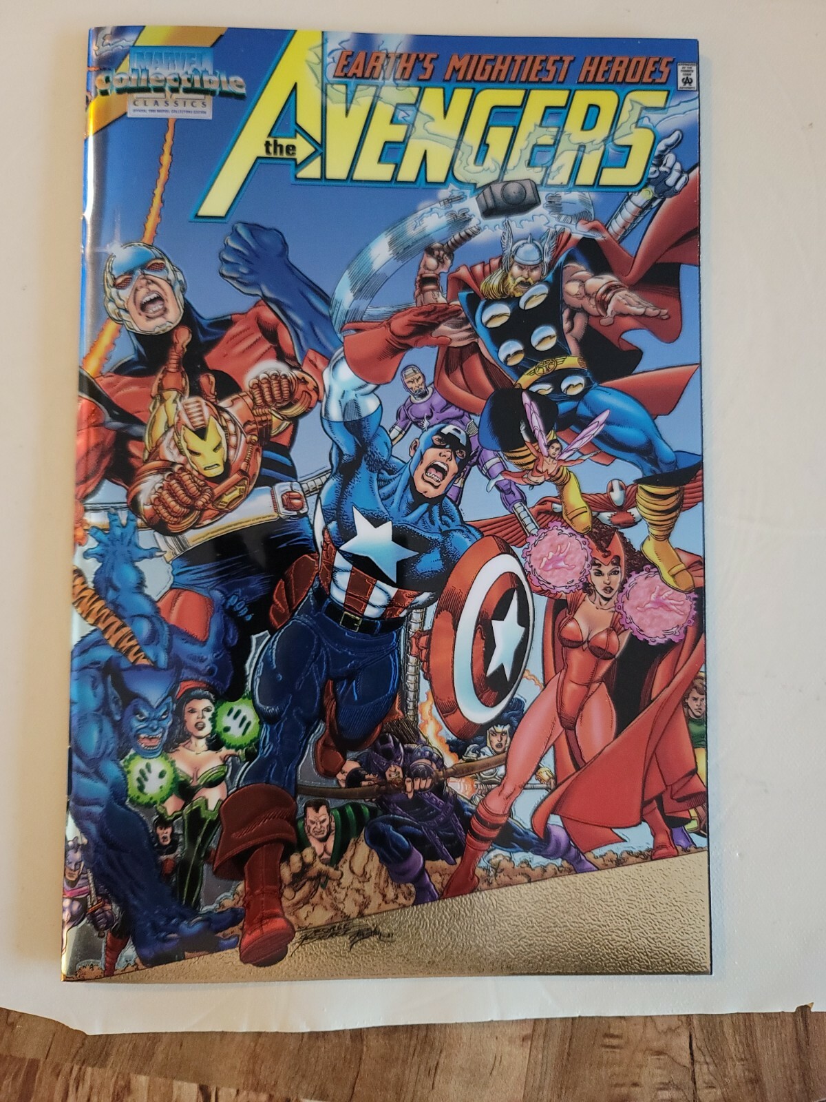 Marvel Collectible Classics: The Avengers #1 Chromium Wraparound Cover ...