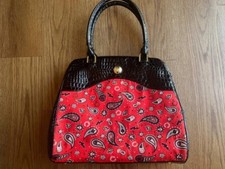 AMY WINEHOUSE FRED PERRY BORSA DA BOWLING PAISLEY ROSSA