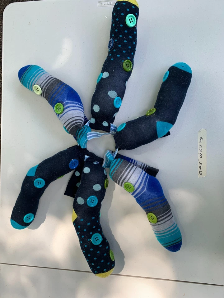 Disfraz de tentáculos pulpo 2T-3T hecho a mano. Puede hacer que tu hijo sea más inteligente. Foto 2 de 2