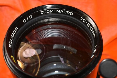 SOLIGOR CD ZOOM+MACRO F=70-210mm 1:3.5 MC NO.39204766 M-MD FULL FRAME
