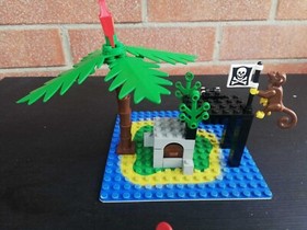 LEGO 6260 - Shipwreck Island - Year 1989