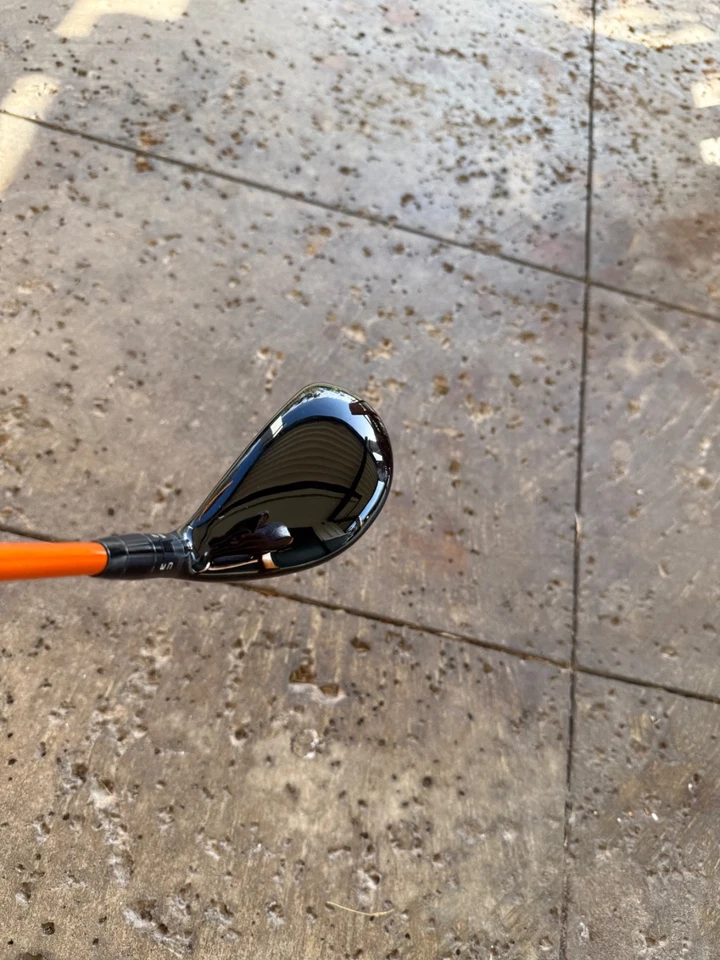 Titleist TSR3 3-Híbrido (19 graus) com Eixo Tour AD Premium - Imagem 3 de 4