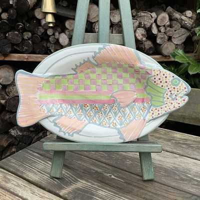 Vintage 1983 Mackenzie Childs Pastell Fischgeschichte Platte Wandbehang Teller 15''