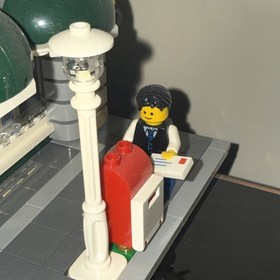 LEGO 10211 Grand Emporium | Visibly Complete! No Manual