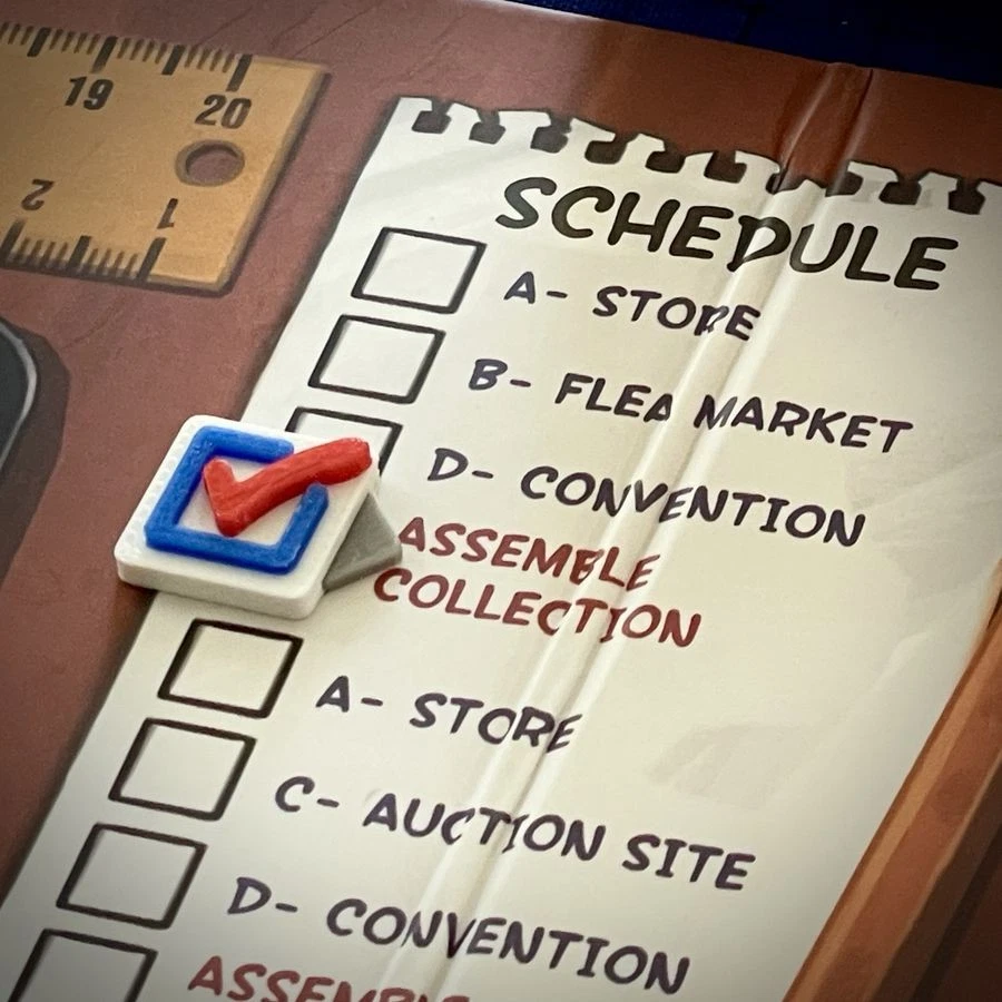 Marvel Comic Hunters Strategy Card Game Superhero Collecting Board Game ENGLISH - Image 3 of 4