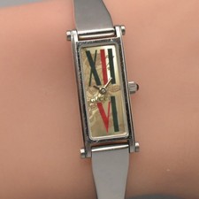 NewBatt, Vintage "Exc+5" Gucci 1500L Flower Gold Silver Women's Watch From JAPAN