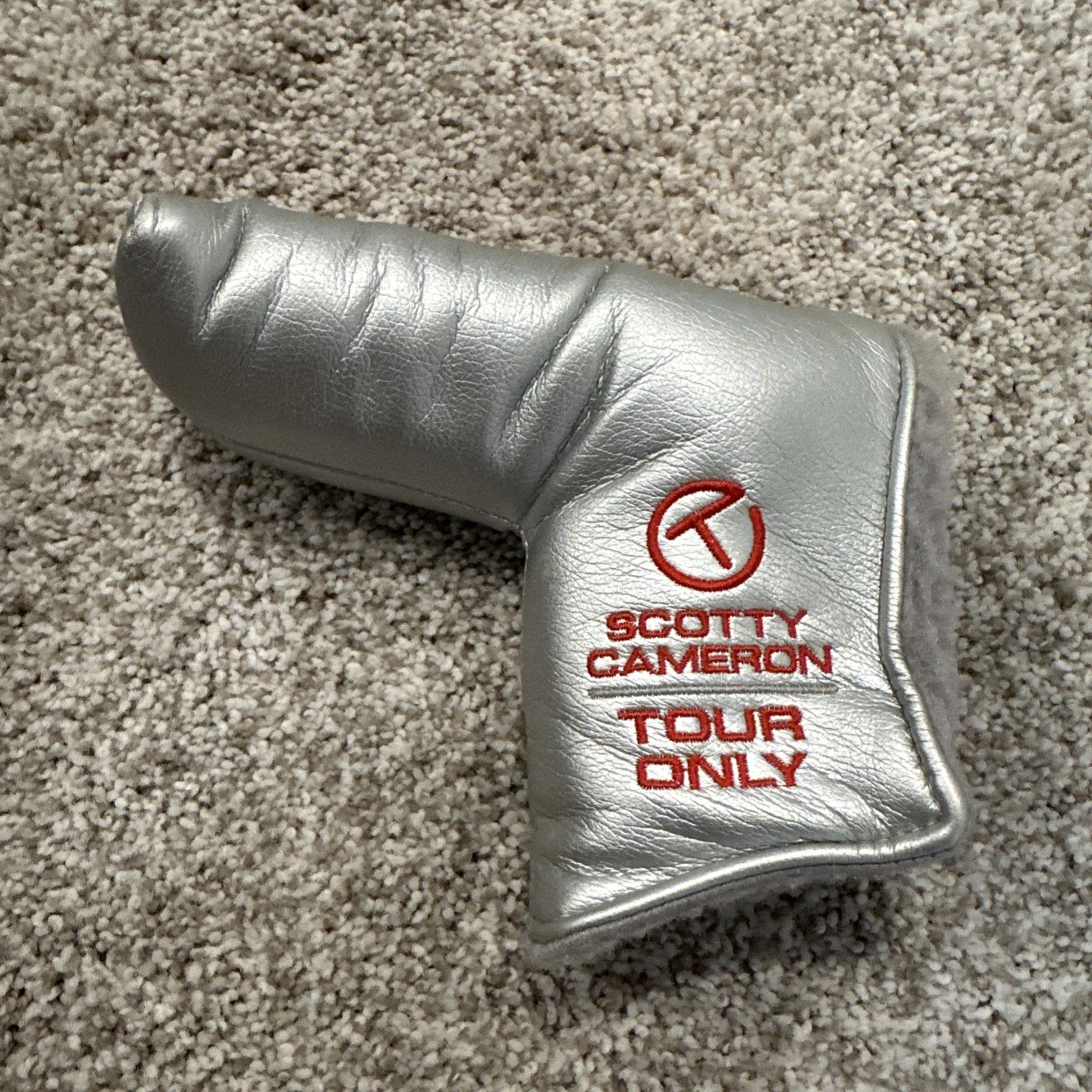 Scotty Cameron Circle T Headcover - Blade - Cherry Bombs - For Tour Use Only