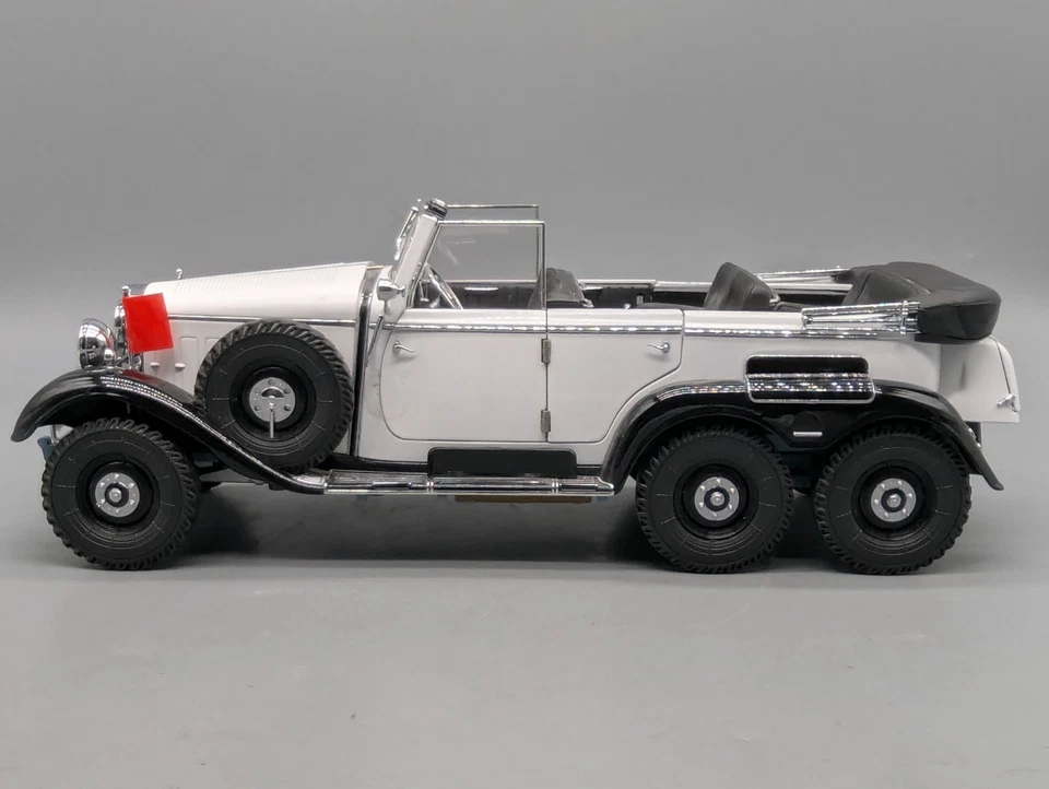 Modellautos 1:18 Signature Models Mercedes Benz G4 1938 Weiß mit 3 Figuren OVP - Bild 3 von 4