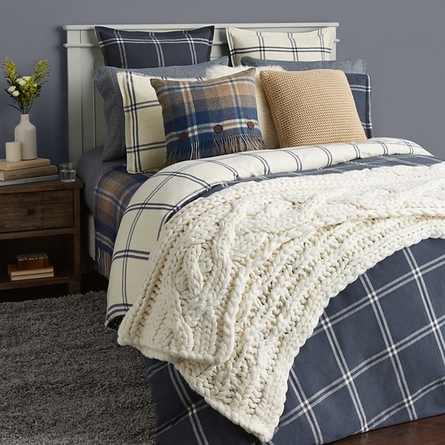 UGG KING REVERSIBLE BLUE OCEAN FLANNEL WINDOW PANE 4 PIECE DUVET SET