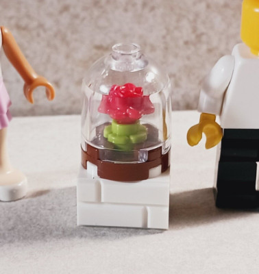 New LEGO Rose Forever Flower CLEAR Dome Brick Planter Holiday Fun Desk Gift