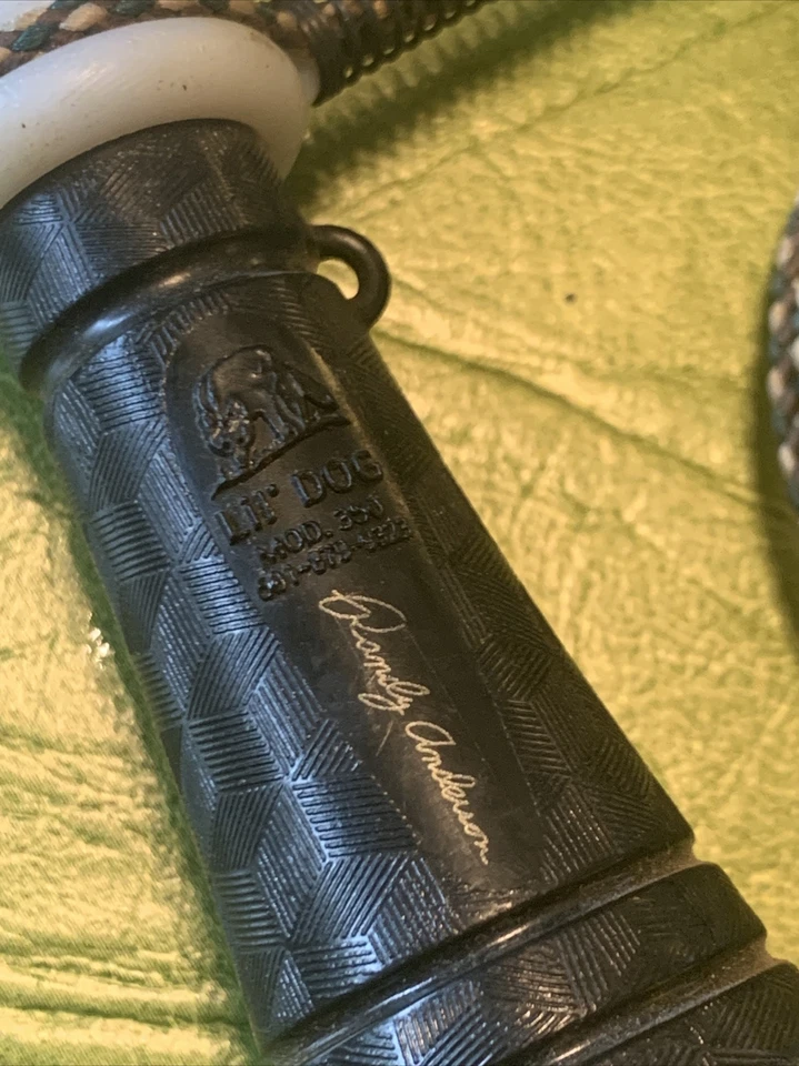 Primos Lil' Dog 350 Predator Game Call & Woods Wise Call Plus Lanyard - Image 2 of 4