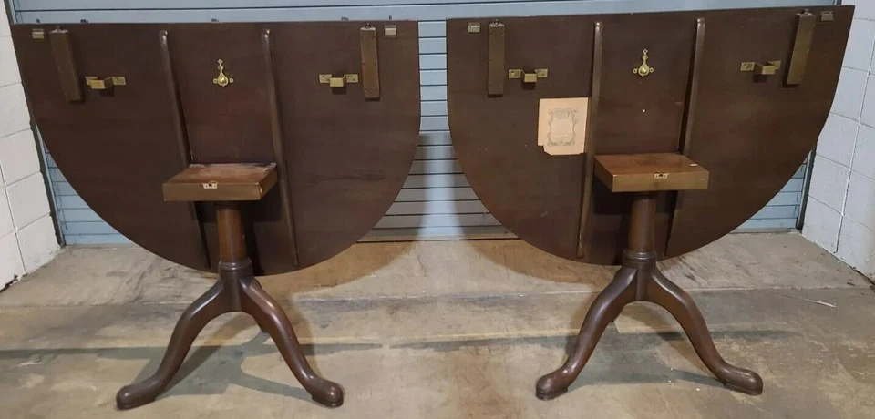 Mesa de comedor Kittinger Williamsburg caoba dos pedestales con 2 hojas CW 66 Foto 4 de 4