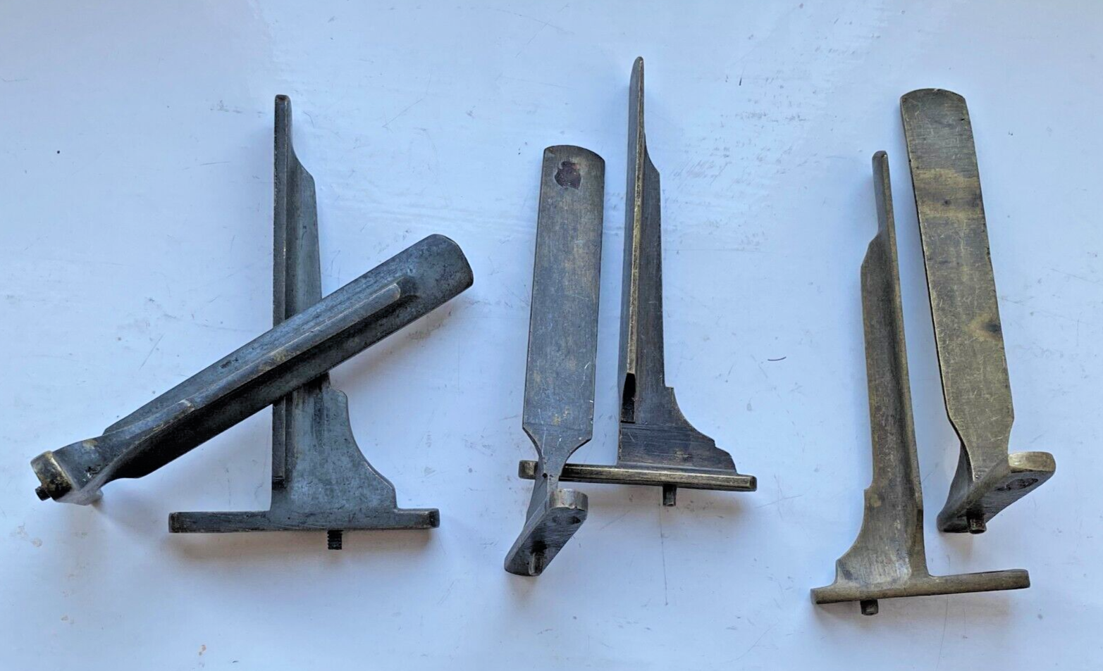 Antique bronze apothecary shelf brackets for chemist pharmacy display-image