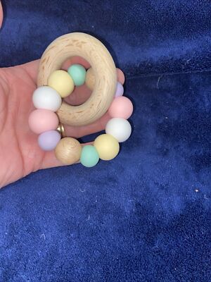 Wooden Silicone Beads Baby Chew Toy Bnwot Free Post (acc352