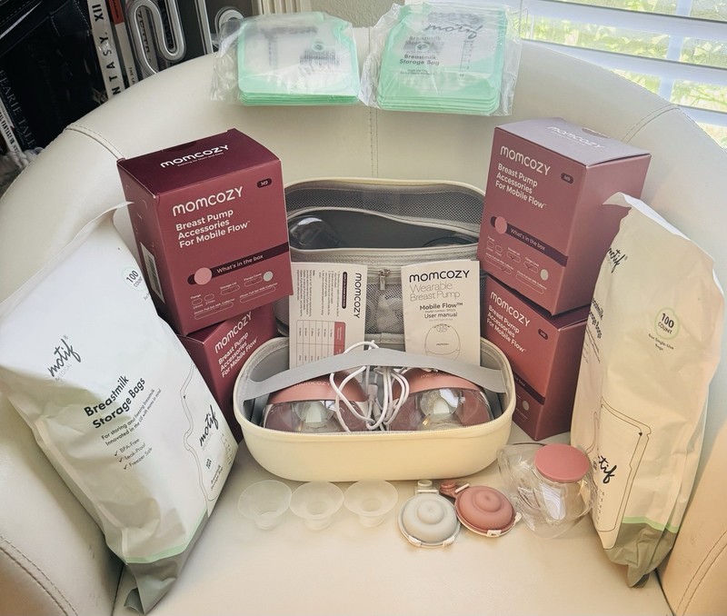 Momcozy Mobile Flow M9 Breast Pump Accessories Kit w/ Carry Case, Pink/White