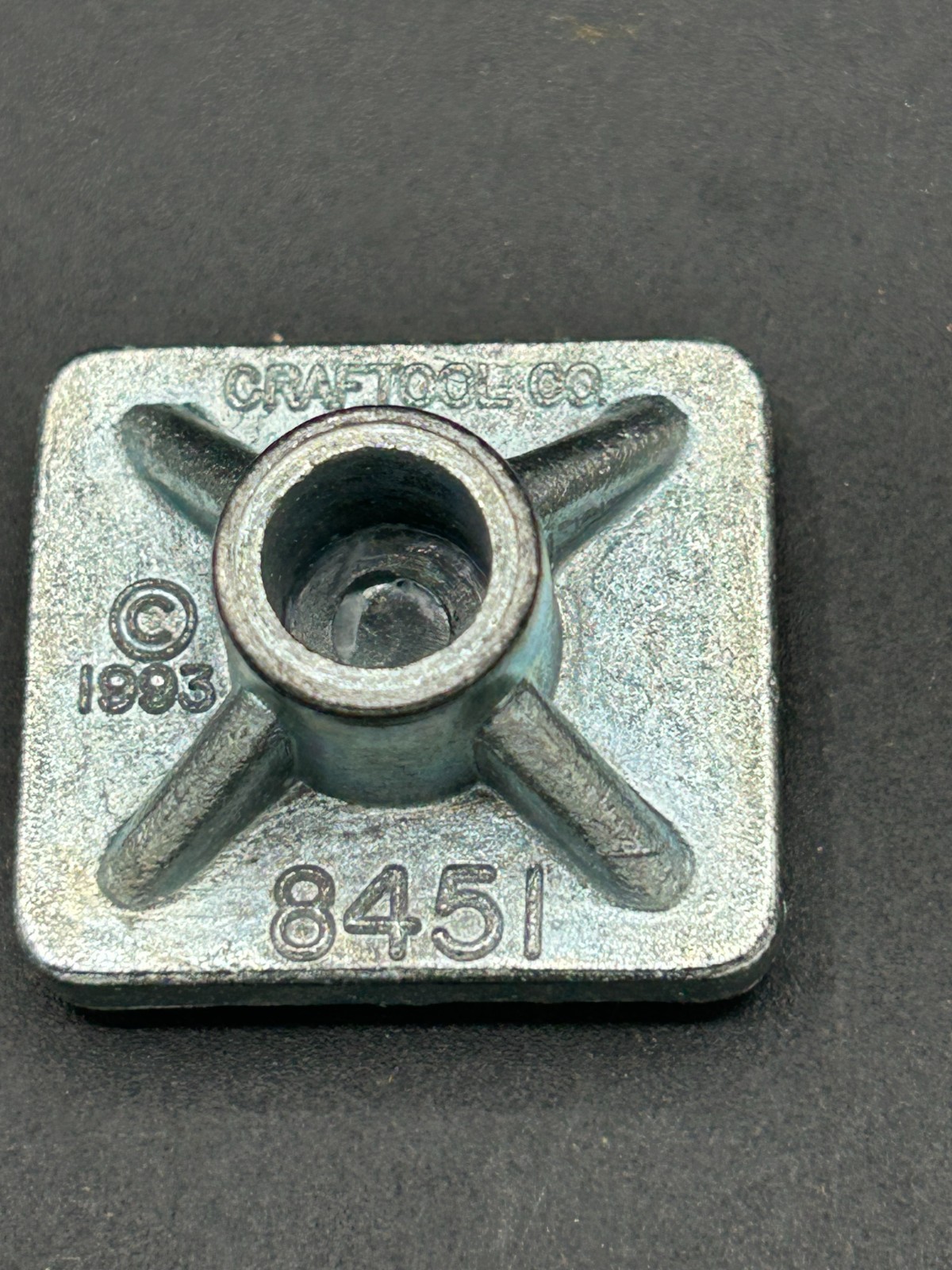 Foto 19 di 93