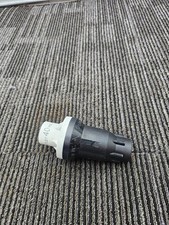  QTY 8 Senninger Irrigation 40 PSI 2-20GPM Pressure Regulator