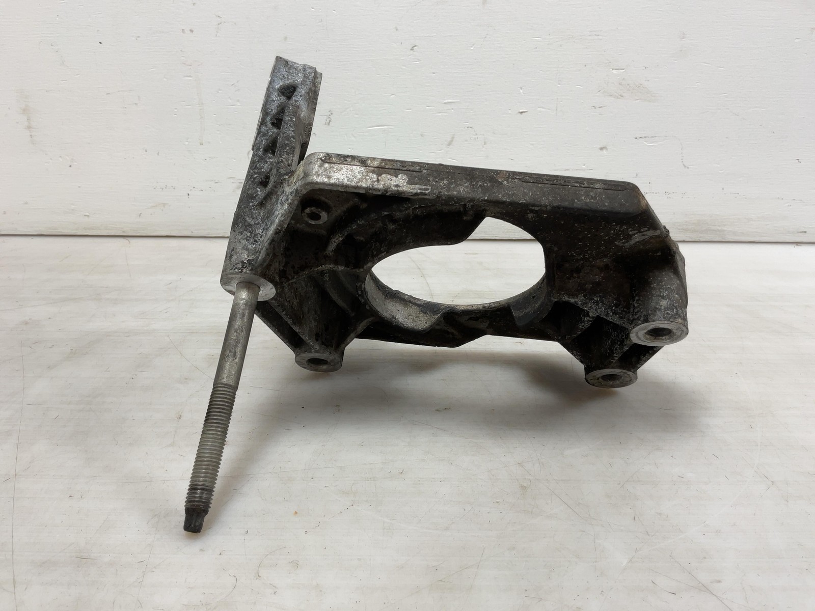 Jeep JT Gladiator 3.0l Diesel Alternator Mounting Bracket 2021 46334369 019563 thumbnail 4