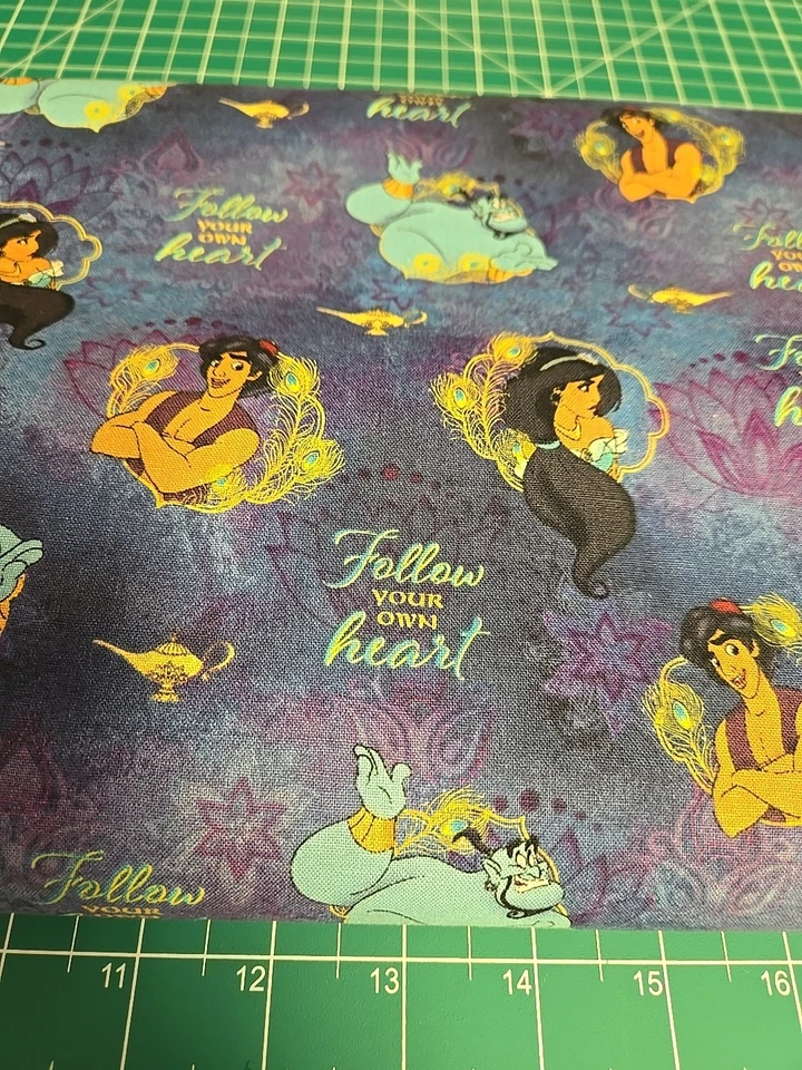 Tela Disney por 1/2 yarda azul Follow Your Heart Jasmine Aladdin Sultan Foto 4 de 4