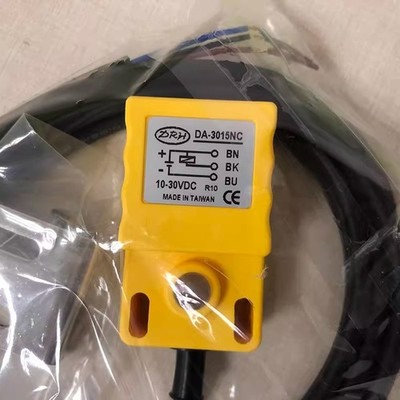 1pcs New DRH Darken Chisel proximity switch DA-3015NC *la