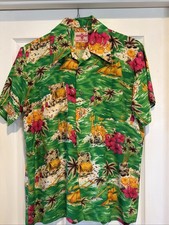Vintage 1964 Men  s Rayon Hawaiian Shirt, Mint Condition 