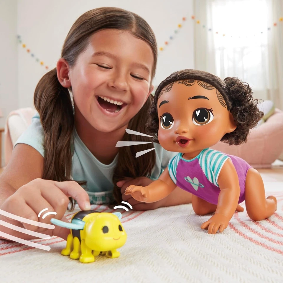 Boneca Baby Alive Crawl N Play Tilly – 13,5" cabelo preto olhos castanhos brinquedo bebê (Leia) - Imagem 4 de 4