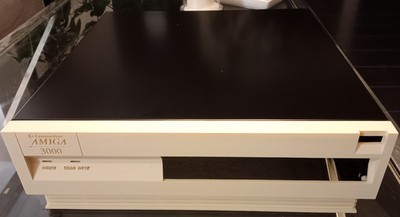 ZAMÓWIENIA NA PRODUKCJĘ REPLIKI OBUDOWY AMIGA 3000D -OPIS !!!
