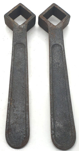 2x square keys W&E 25