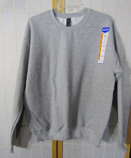 NWT Gildan Heavy Blend Adult Crewneck Classic Fit Gray Sweatshirt Size M