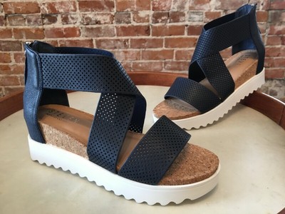 steven natural comfort kea leather platform sandal