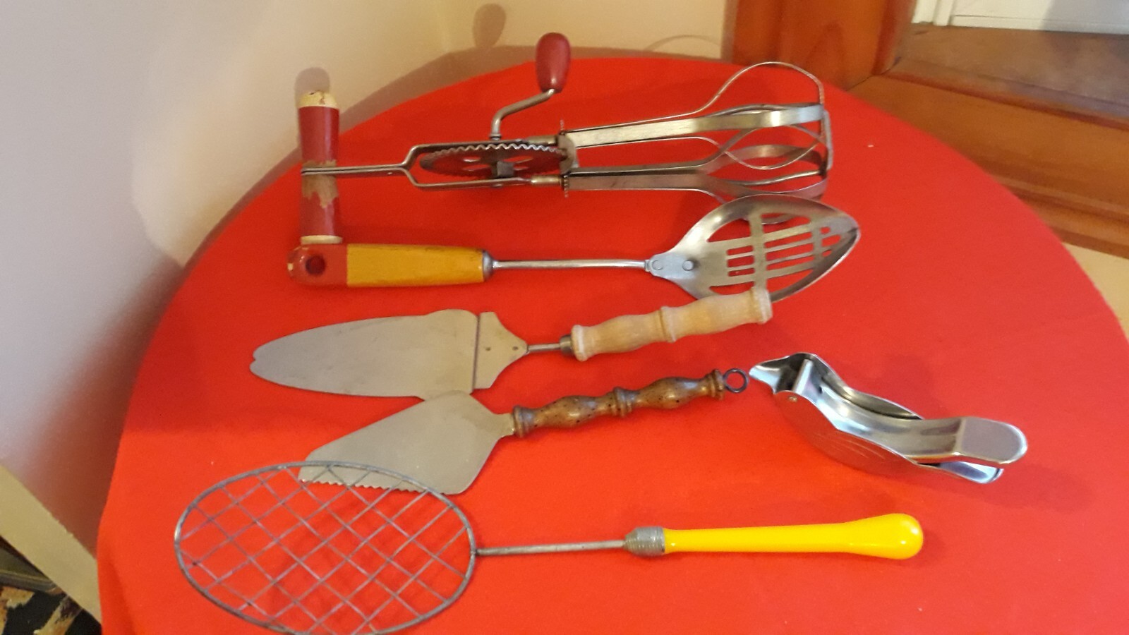 6 Vintage Kitchen Gadget Tools Hand Held Beater Pie Server ? Garlic Press Spoon-image