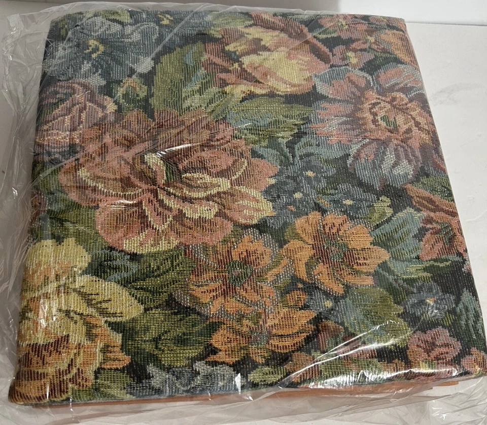 Adjustable Fold-A-Way Tapestry Footrest Vtg 90’s Floral Cottage/Granny Core - Image 3 of 4