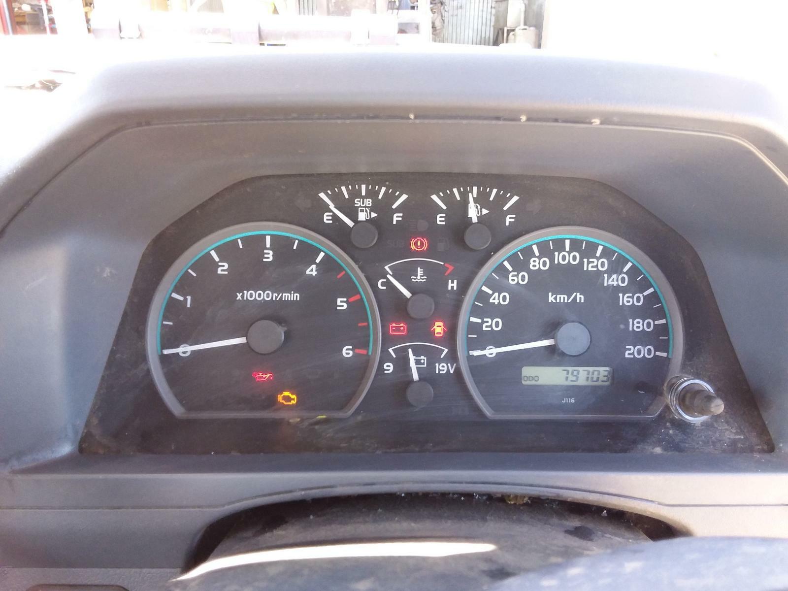 TOYOTA LANDCRUISER INSTRUMENT CLUSTER 76/78/79 SERIES, INSTRUMENT