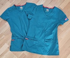 2 Pairs Dickies Women  s V-Neck Scrub Top Green Size XS - 6 Pockets Workwear