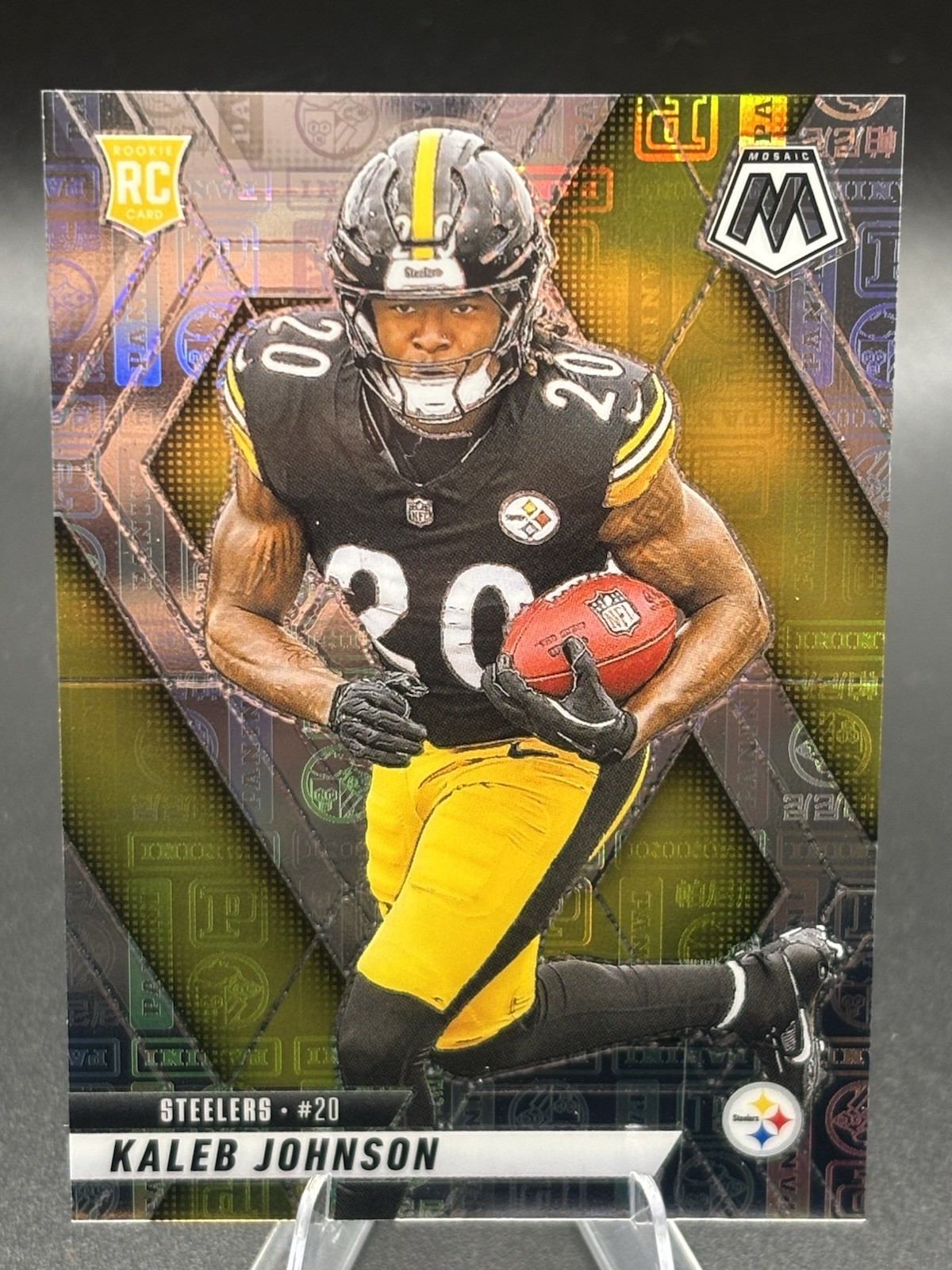 2025 Mosaic Kaleb Johnson #315 Rookies Silver Knight Prizm /149 - Steelers