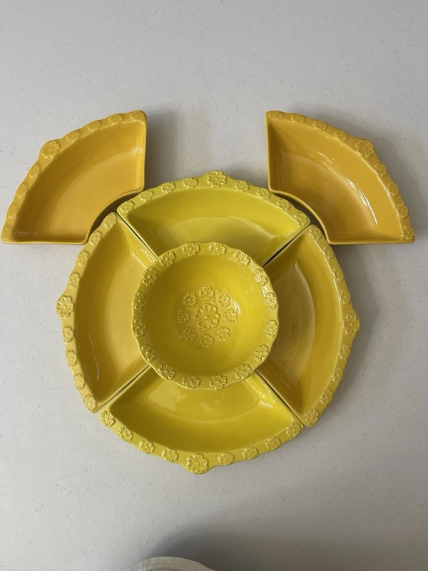 Calif USA L55 Chip Dip appetizer Serving Set, Yellow clover Floral, 7 pc, CA
