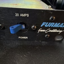 Furman PL-PRO 20A Rack Mountable Power Conditioner with Light Module