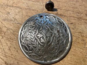 1920 Singer Treadle Sewing Machine Round Rear Cover Plate & Screw