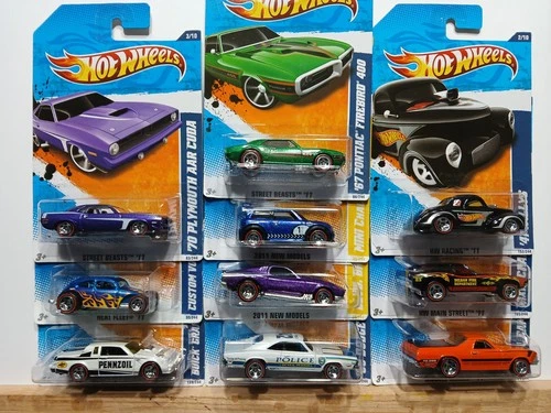 Hot Wheels 2011 Walmart Redline Set