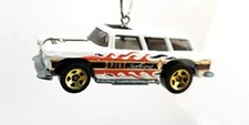 Christmas Ornament for Chevy Nomad White Spike