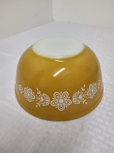 Pyrex By Corning Butterfly Gold #403-51,  2 1/2 Qt Nesting Bowl NOS